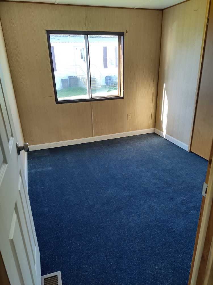 4 Iron Mine Hill Mobile Home Park