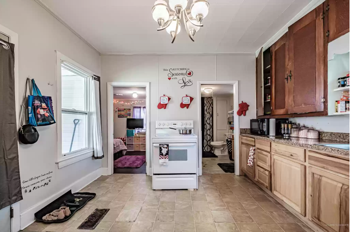 Property thumbnail image