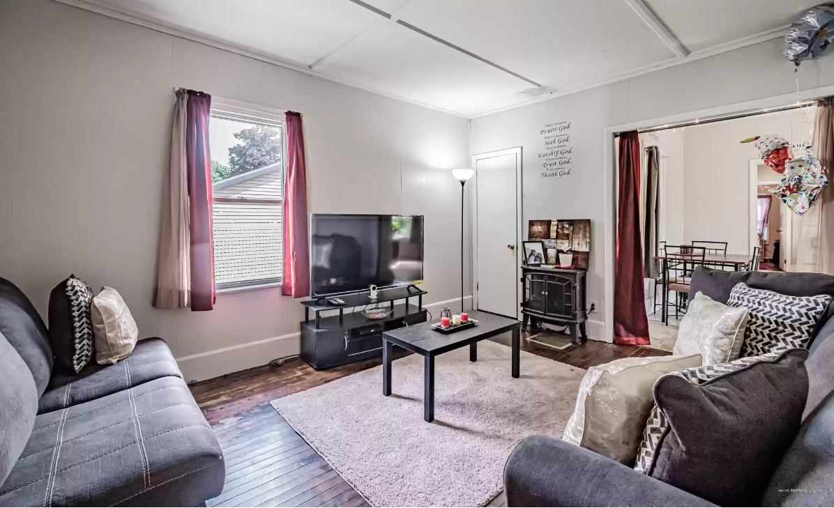 Property thumbnail image